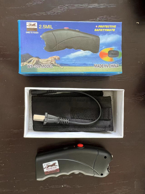 Peralatan Keselamatan Profesional yang Kuat Untuk Perlindungan Perjalanan 309 Stun Gun